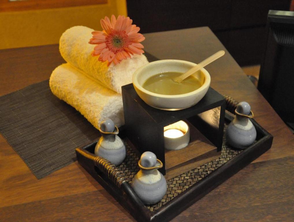 Guangzhou Carat Hotel Екстериор снимка