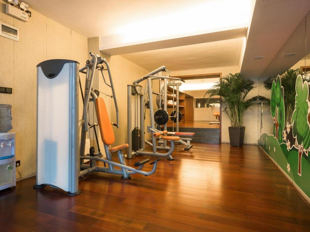 Guangzhou Carat Hotel Екстериор снимка