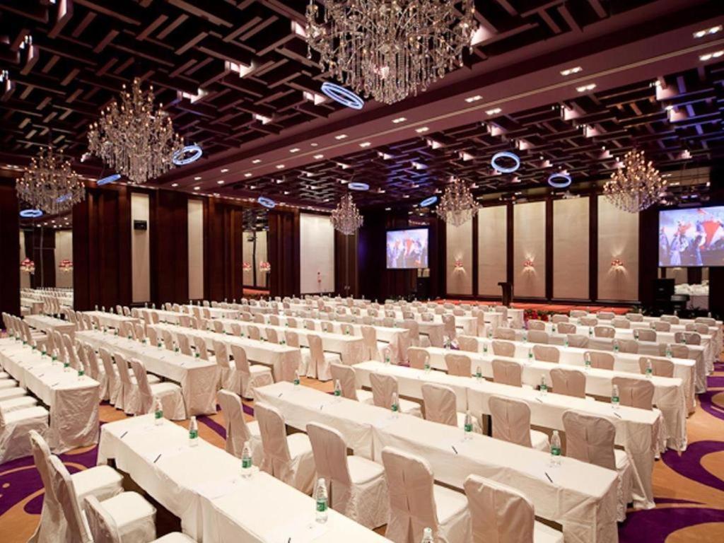 Guangzhou Carat Hotel Екстериор снимка