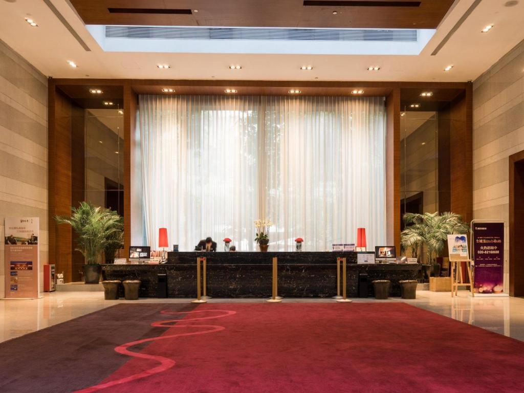 Guangzhou Carat Hotel Екстериор снимка